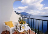 Join us this spring in Italy. We take you to romantic and ancient Rome, scenic Tuscany and breathtaking Amalfi Coast. 
Read about luxury Italy on a Elite Club Ltd.